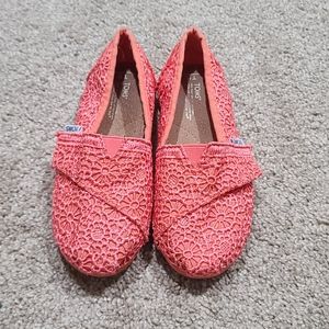 Little girls TOMS